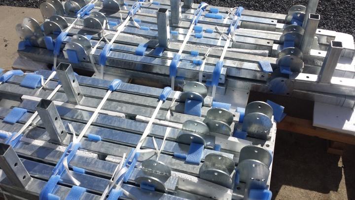 Pièces en acier galvanisé prêtes à l'emballage